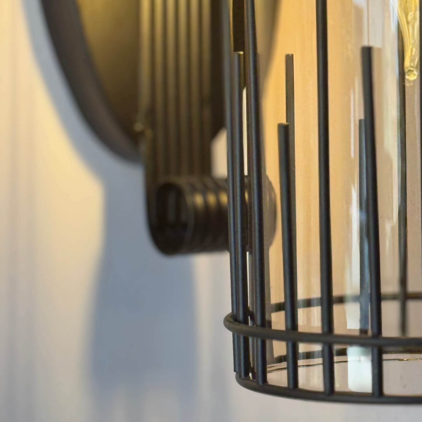 Sleek Black Metal Wall Lantern – Perfect for Indoors, Entrances & Lobbies